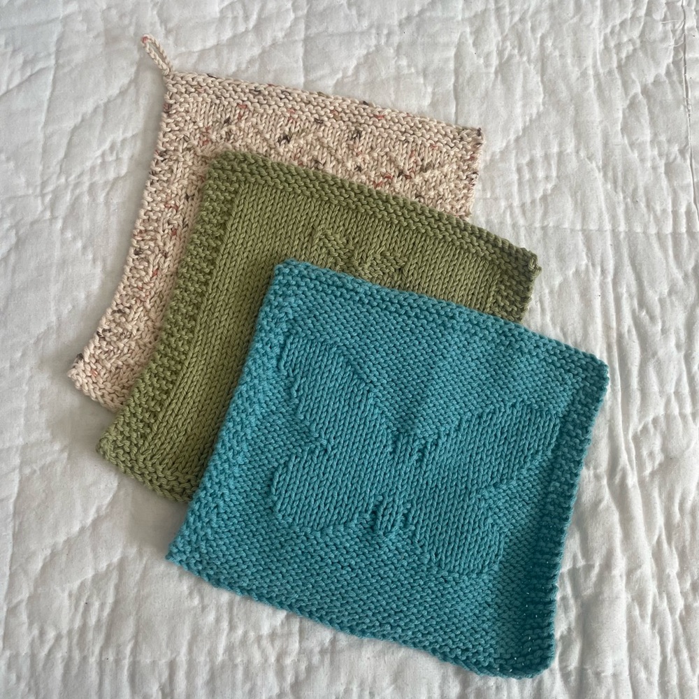 Set of three hand knit dishcloths/washcloths. - Picture 5 of 6